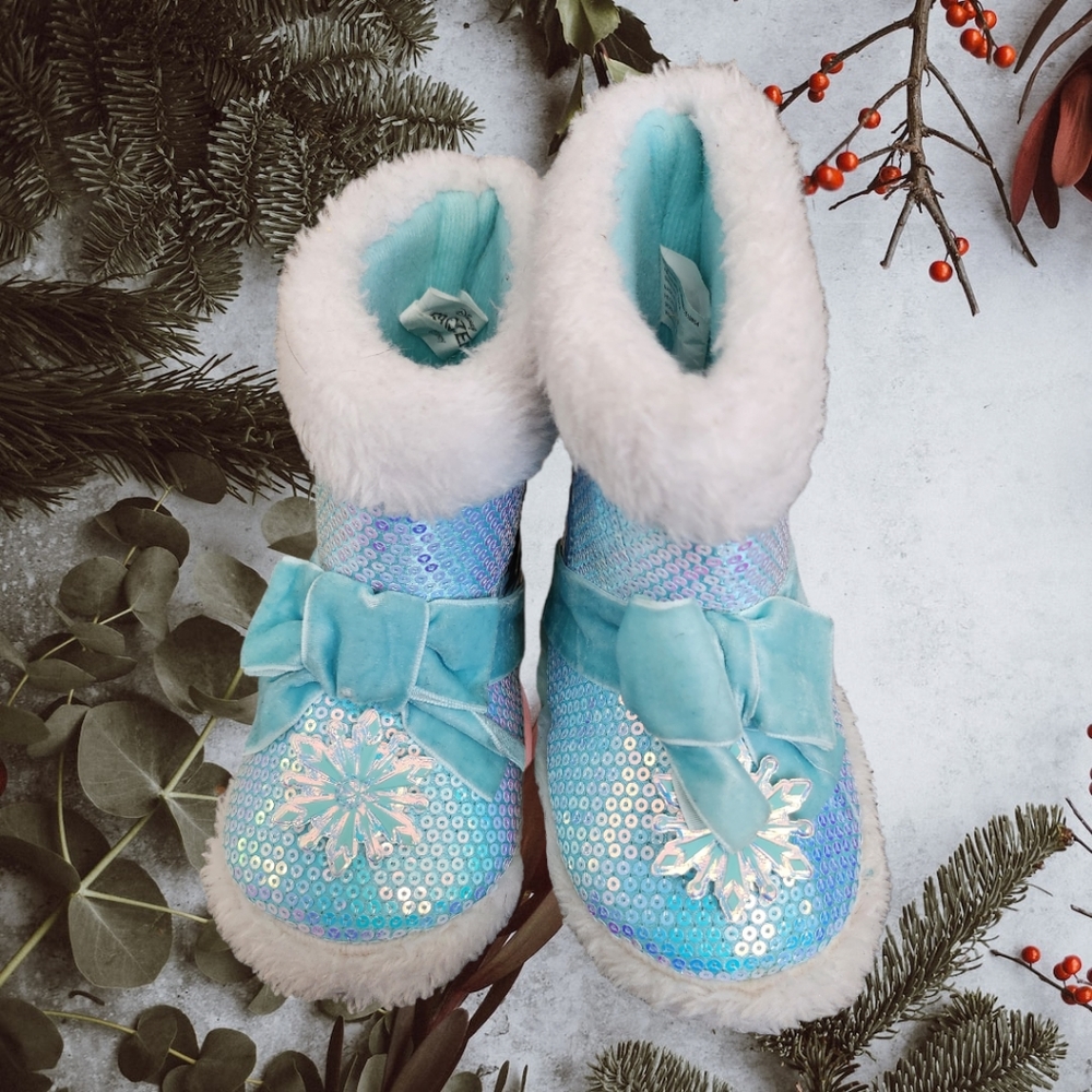 Child's Disney's Frozen sequin winter faux fur boots, size 5/6